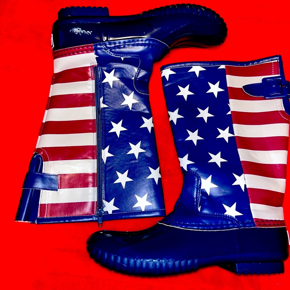 Avanti Patriotic flag zip up rain boots size 8
